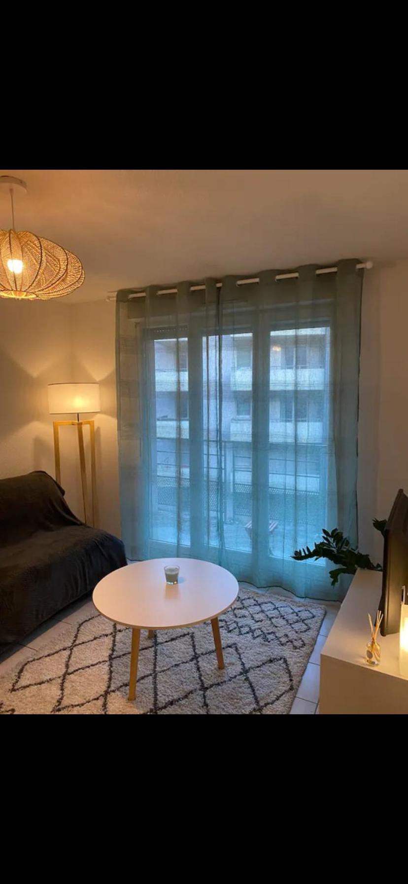 Appartement Calme Centre Ville Avec Place Parking ลิมอจส์ ภายนอก รูปภาพ