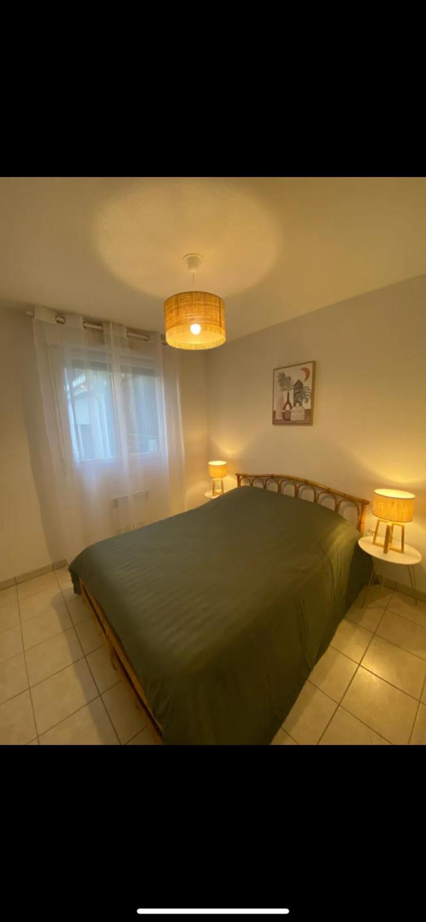 Appartement Calme Centre Ville Avec Place Parking ลิมอจส์ ภายนอก รูปภาพ